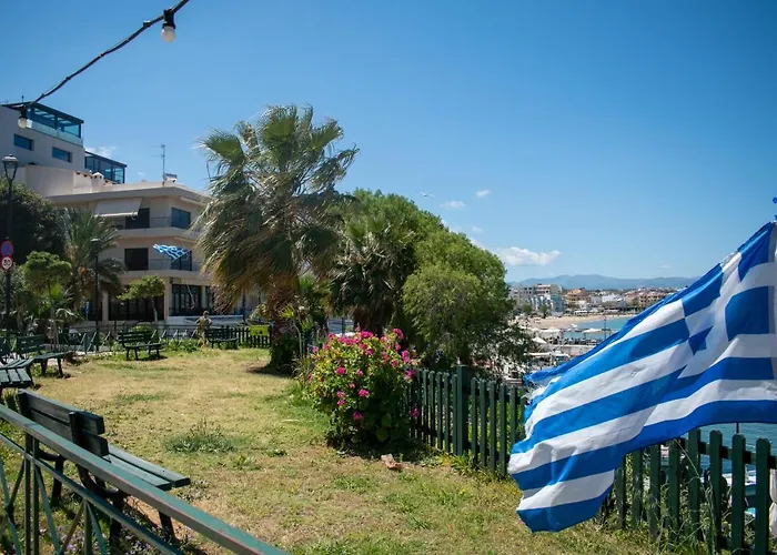 Daire Eva's Residence, Family